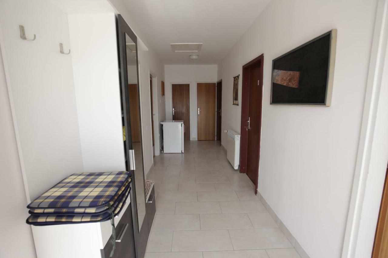 Guest House Balazevic Novi Vinodolski Bagian luar foto