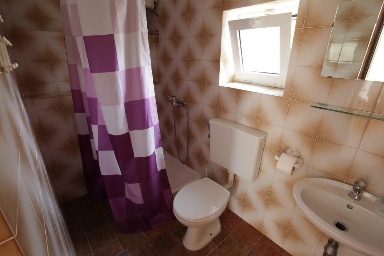 Guest House Balazevic Novi Vinodolski Bagian luar foto
