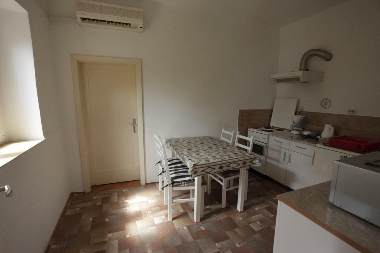 Guest House Balazevic Novi Vinodolski Bagian luar foto